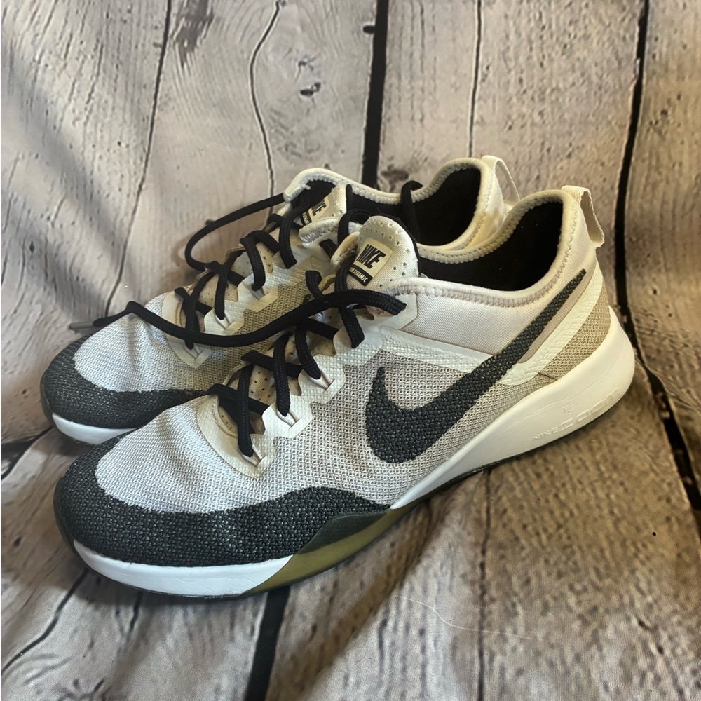 Nike Womens Air Zoom Dynamic TR Running Training Shoes Size 9 Athletic Sports